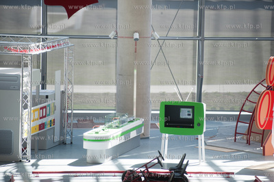 Gdynia. Uroczyste otwarcie nowych obiektow
Pomorskiego...