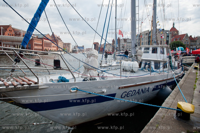 Gdansk. Rybackie Pobrzeze. XI Otwarcie Sezonu Zeglarskiego....