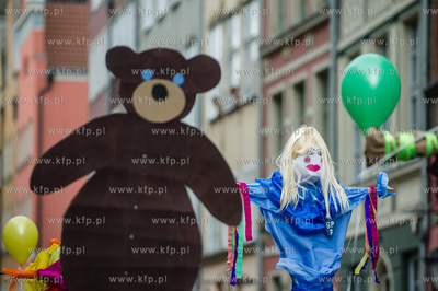 Gdansk. Wspolny przemarsz pod haslem Radoscia powitaj...