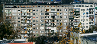 Panorama Gdyni. Nz. Wiezowiec u zbiegu ulic Morskiej...