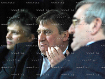 Sesja budzetowa Rady Miasta Rumi. Nz. Kazimierz Klawiter...