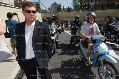 Otwarcie tunelu pod deptakiem ul. Bohaterow Monte Cassino...