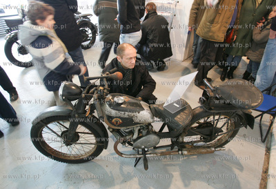 Muzeum Techniki i Komunikacji - Zajezdnia Sztuki w...