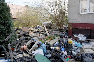 Ul. Pusta w Gdyni Pustkach Cisowskich - na jednej z...