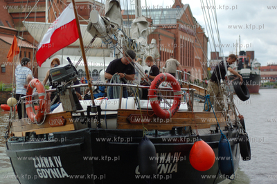 Uroczysta parada zaglowcow na Motlawie zakonczyla Baltic...