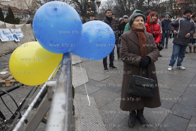 Lwow. Ukraina. Pokojowe demonstracje antyrzadowe na...