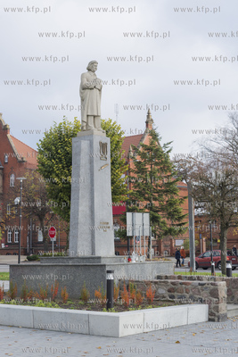 Starogard Gdański,Aleja Wojska Polskiego- Pomnik Adama...