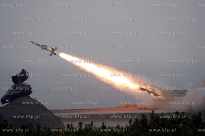 Ustka, poligon. Cwiczenie Taktyczne sil zbrojnych RP...