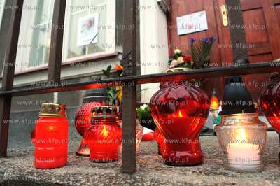 Zaloba po katastrofie samolotu prezydenckiego pod Smolenskiem....