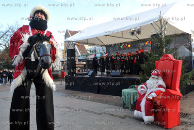 Swiateczne wigilijne spotkanie mieszkancow i wladz...