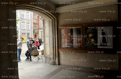 Gdansk kino Neptun, dawne Leningrad. Wejscie do kina...