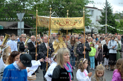 Boże Ciało w Gdańsku Brzeźnie. Procesja na rogu...
