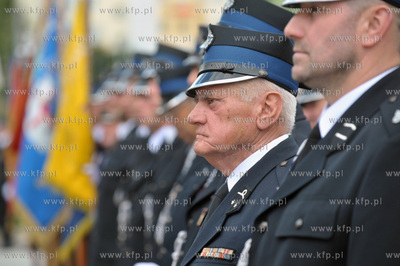Otwarcie nowej remizy, strażnicy Ochotniczej Straży...