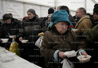 Gdansk Targ Weglowy. Wigilia dla ubogich i potrzebujacych.
24.12.2009
fot....