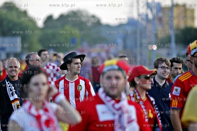 Gdansk Arena. Kibice wchodza na mecz Mistrzostw Europy...