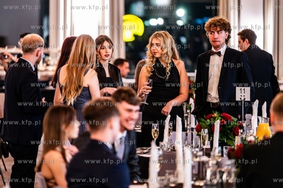 Studniówka I Liceum Ogólnokształcącego z Oddziałami...