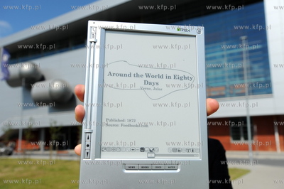 Mobilny czytnik iLiad firmy iRex Technologies jest...