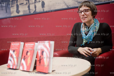 Gdansk. Biblioteka Manhattan w CH Manhattan. Spotkanie...