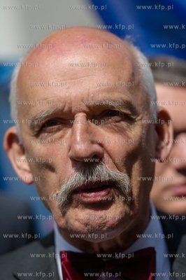 Gdansk. Manifestacja przeciwko podatkowi PIT, zorganizowana...