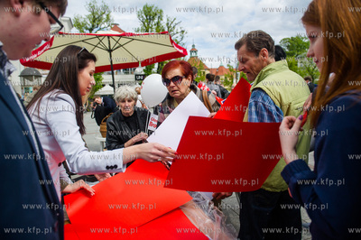 Sopot. Marsz poparcia dla Prezydenta Bronislawa Komorowskiego...
