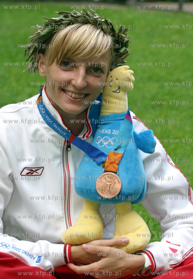 Anna Rogowska - brazowa medalistka z Aten 2004 w skoku...