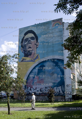 Ozdobne murale na blokach S.M. Zaspa. Autoportret Tomasza...