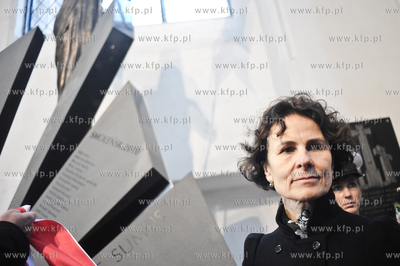 Odsloniecie pomnika ku pamieci ofiar katastrofy Smolenskiej...