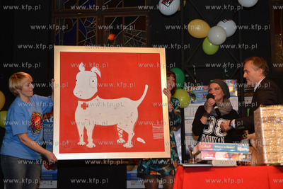 23 final WOSP w Gdyni. Licytacja prowadzona przez przez...