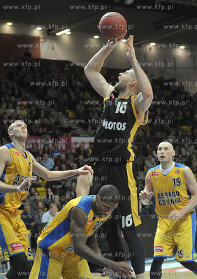 Gdynia. Hala Gdynia. 25. derby Trojmiasta Asseco Gdynia...