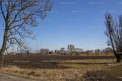 Pola wokol wsi Piaskowiec kolo Korsz. 
17.03.2018...