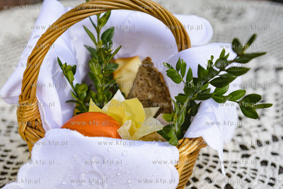 Dobrzewino. Wielkanoc 2020. Z powodu panującej pandemii...