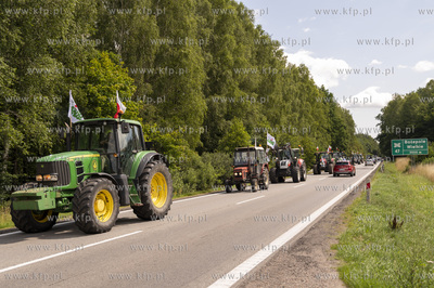 Godętowo. Protest Rolników, którzy wyjechali kilkunastoma...