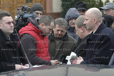 Licytacja samochodow nalezacych do kurii biskupiej...