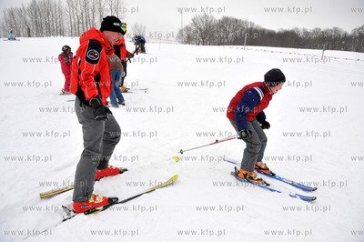 Stok narciarski w Przywidzu na Kaszubach. Na miejscu...