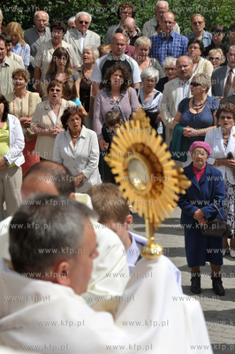 Procesja Bozego Ciala w parafii Najswietszej Maryi...