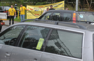 Mieszkancy Trojmiasta walcza o budowe drogi, ktora...