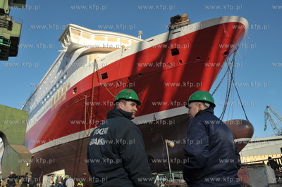 Stocznia Gdansk. Pochylnia B1. Wodowanie promu pasazersko-samochodowego...