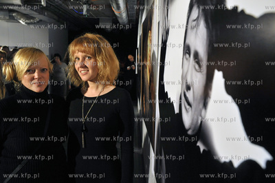 Wernisaz wystawy fotografii Mlode Dusze autorstwa Magdaleny...