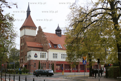 Sopot. Budynek strazy pozarnej przy ul. Armii Krajowej.
26.10.2011
fot....