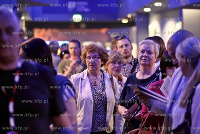 37 Gdynia Film Festival.Nz kolejka do sali kinowej....