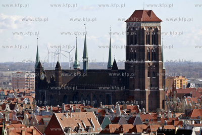 Gdansk. Widok z Gory Gradowej. Nz Bazylika Mariacka....