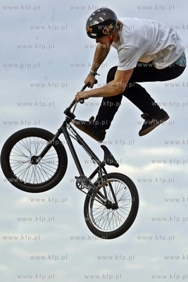 Gdansk. Plac Zebran Ludowych. Baltic Games -  Festival...