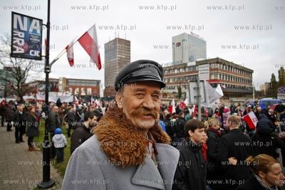 Gdansk. Parada na Swieto Niepodleglosci. W role marszalka...
