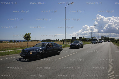 Korek na drodze Puck-Władysławowo na wjeździe do...