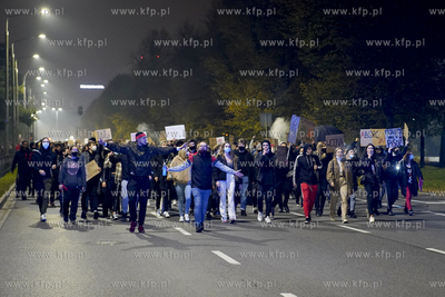 Gdańsk. Piąty dzień manifestacji w Gdańsku przeciwko...