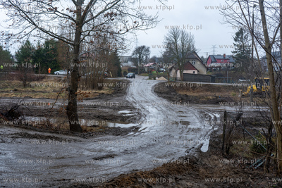 Oficjalne otwarcie wiaduktu w Niestępowie, który...