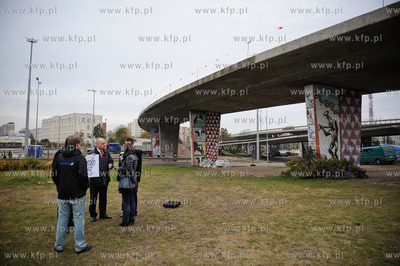 Gdansk. Wysepka na Wezle Kliniczna. Konferencja prasowa...