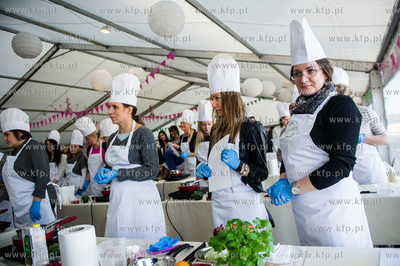 Sopot. Zatoka Sztuki. Festiwal Zatoka Kobiet.Kulinarne...