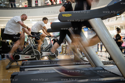 Gdansk. Centrum Handlowe Galeria Baltycka. 24 godzinna...