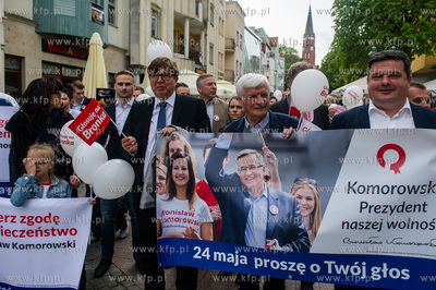 Sopot. Marsz poparcia dla Prezydenta Bronislawa Komorowskiego...